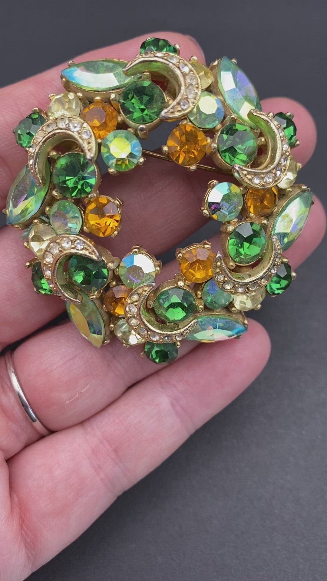 Large Collectible Signed Sphinx Diamanté Wreath Brooch