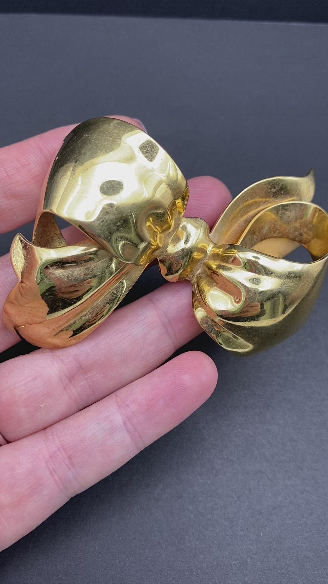 Huge 1980s Signed Monet Faux Gold Bow Brooch