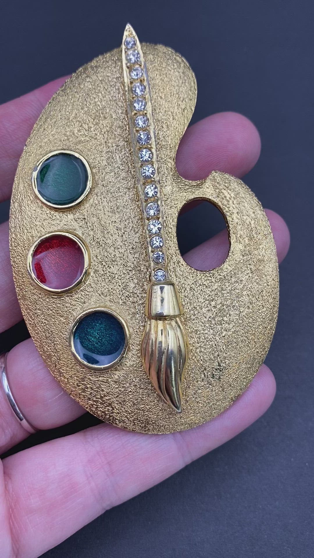 Huge, Impressive & Quirky Artists Pallet Brooch by Designer Sardi