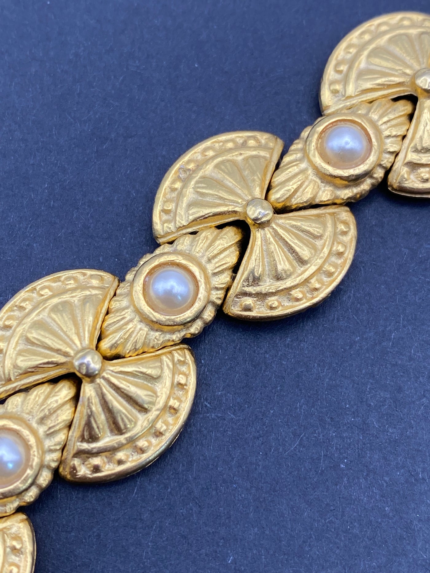 1980s Faux pearl & Gold Metal Aztec inspired Bracelet