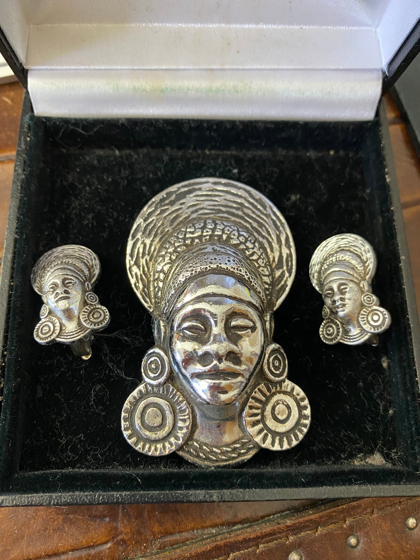 SOLD - 1970s African Lady Brooch & Matching Earrings