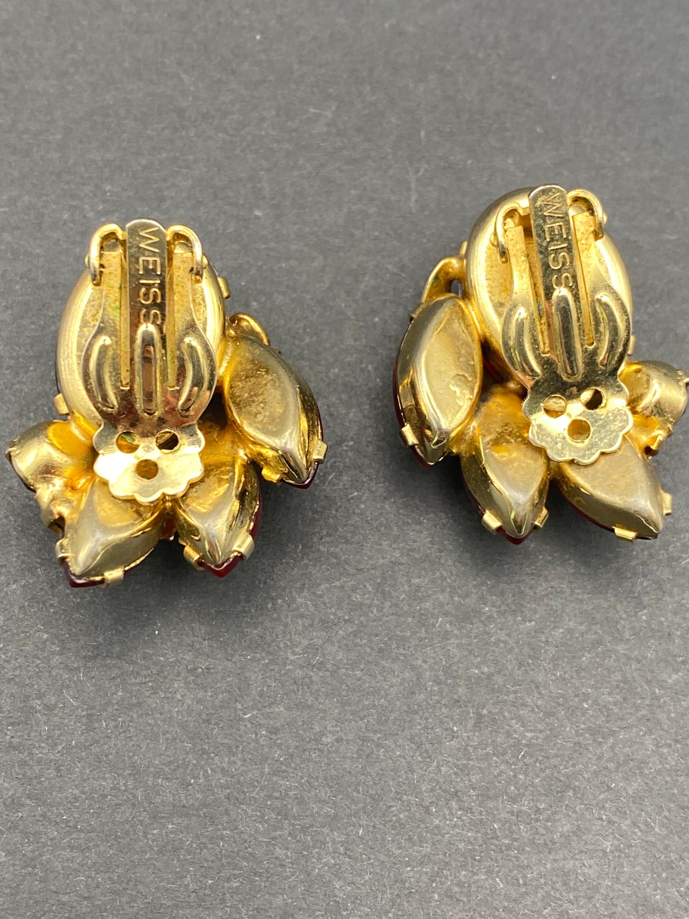Extravagant Signed Weiss Vintage clip On Earrings