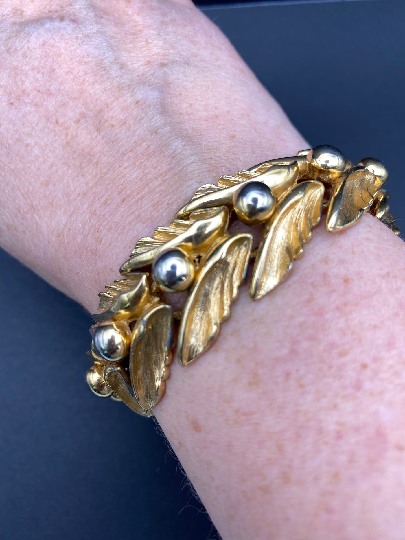 Gold Metal Articulated Bracelet