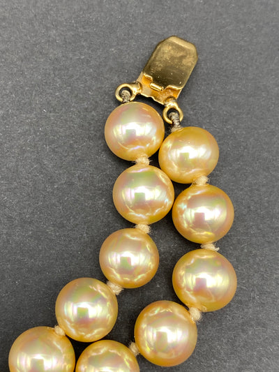1980s Original Vogue Bijoux Faux Pearl Bracelet