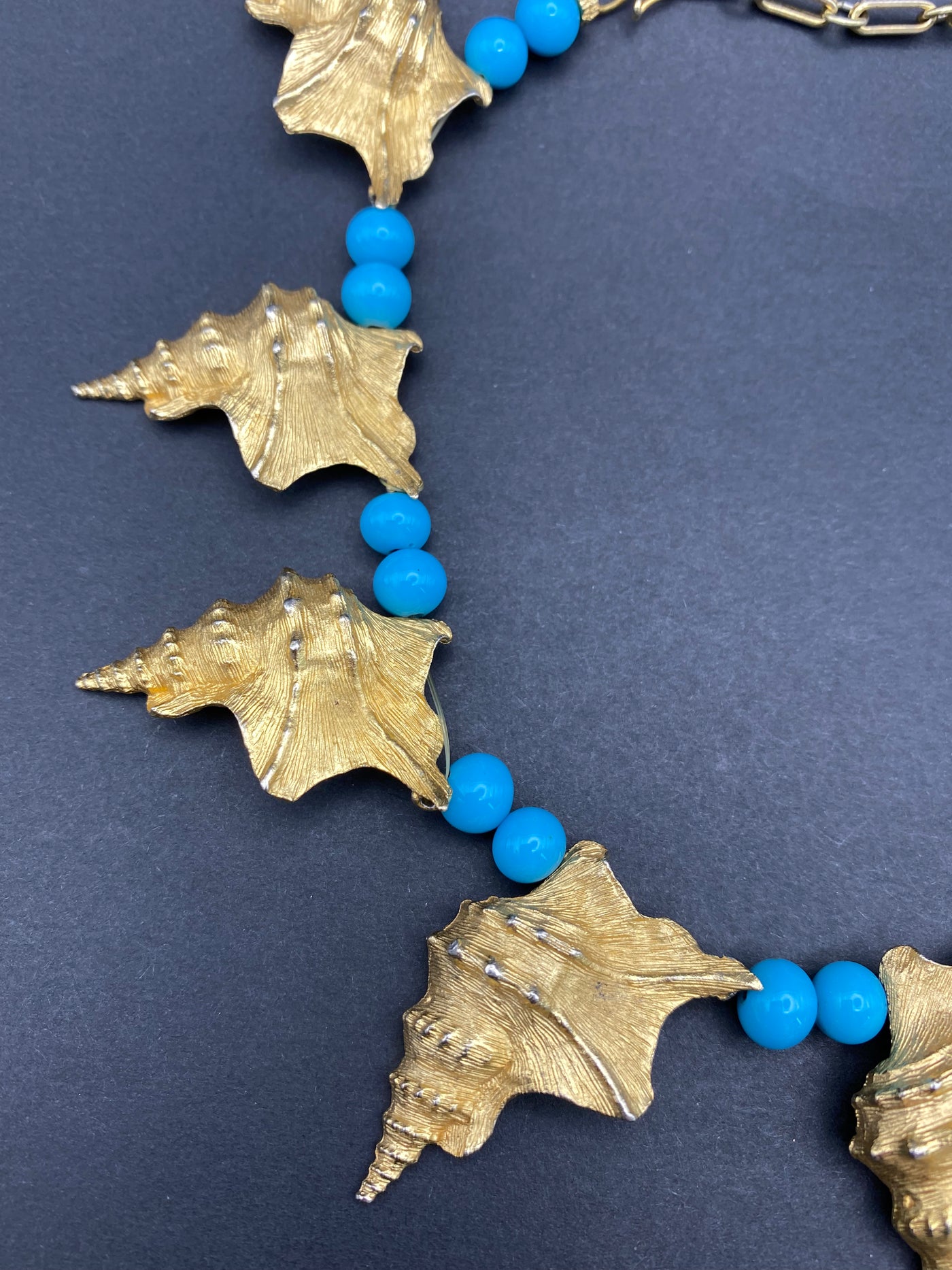 Quality Gold Metal Shell Necklace