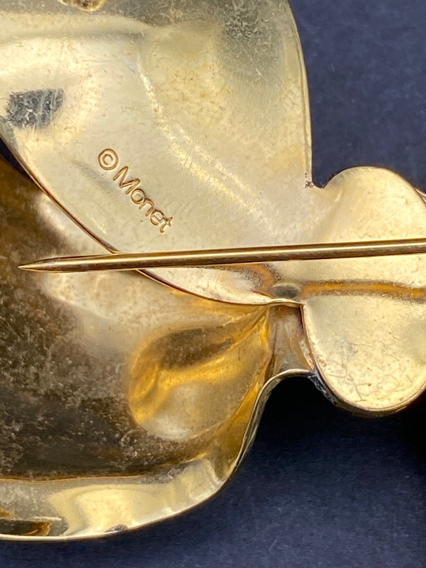 Huge 1980s Signed Monet Faux Gold Bow Brooch