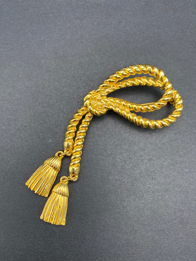 Quality 1980s Knot Brooch