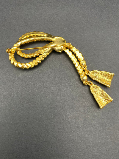 Quality 1980s Knot Brooch