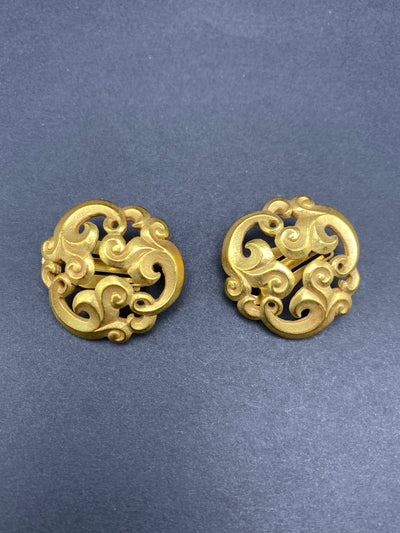 1980s Classic Clip Earrings