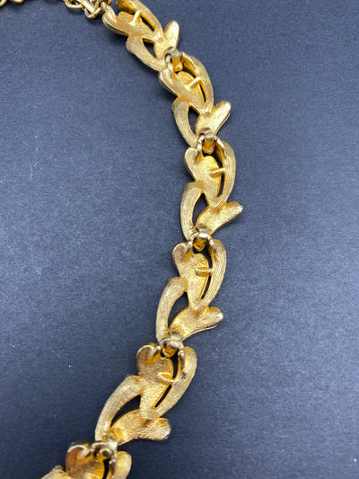 1950s Lovely Quality Necklace (not signed)