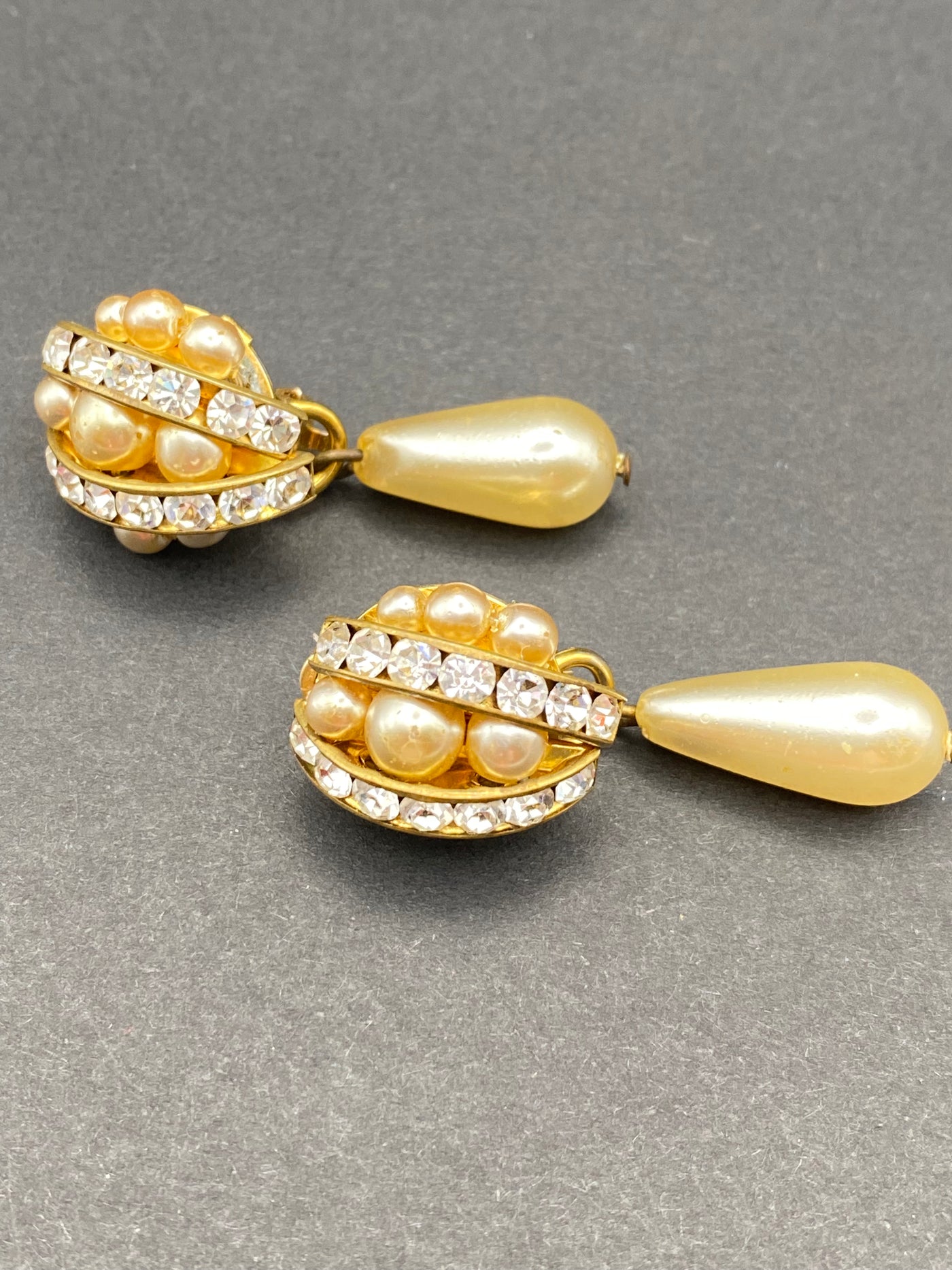 1950s Classic Faux Pearl & Diamanté Drop Clip Earrings