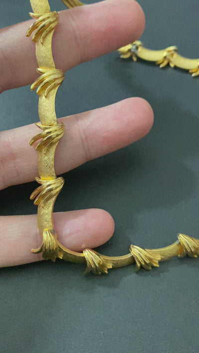 Lovely Signed Corocraft Collar Necklace