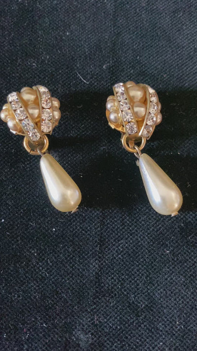 1950s Classic Faux Pearl & Diamanté Drop Clip Earrings